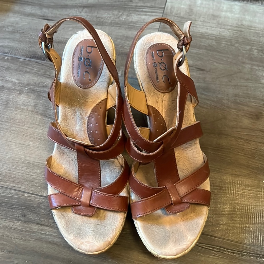 Born wedge sandal in brown leather with cork platform  and rubber sole